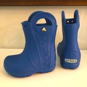 NWOT blue crocs rainboots